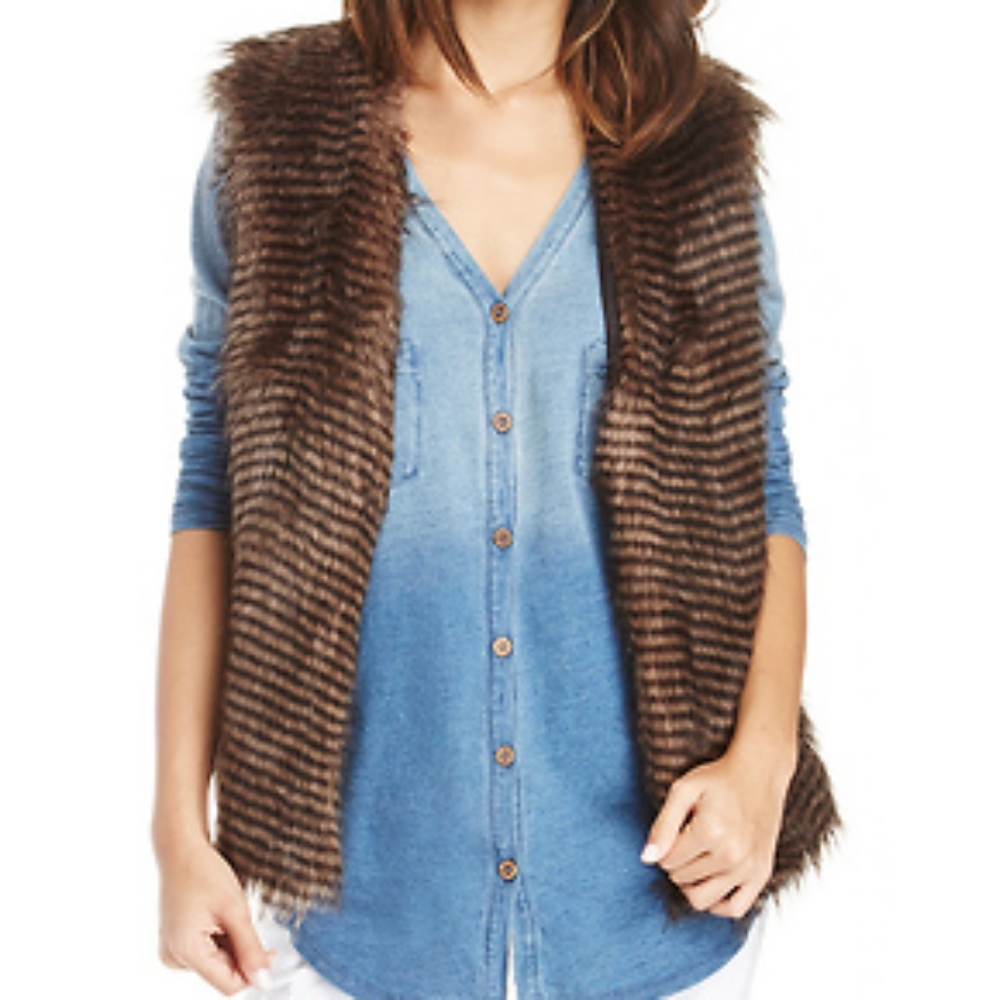 Jack by BB Dakota Macklin faux fur vest si…